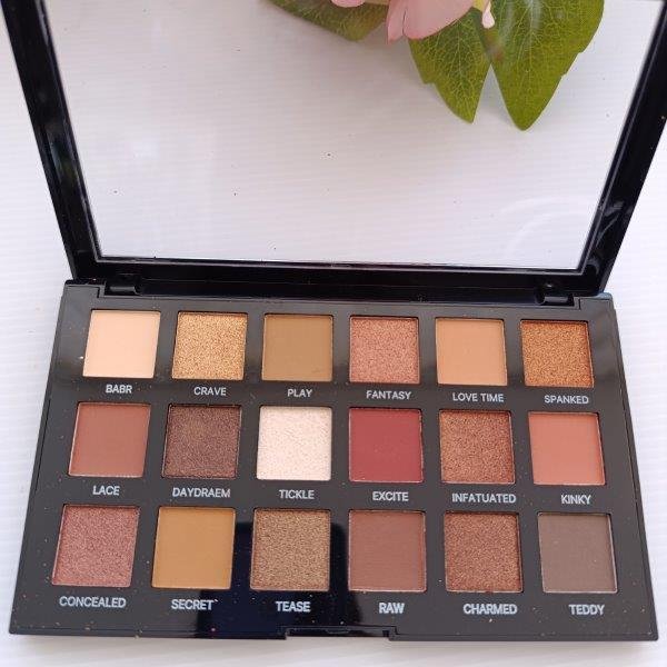 Paletă Farduri Ochi 18 Culori 69E11M1370