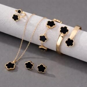 Set bijuterii aurii cu trifoi negru 69D12O1411