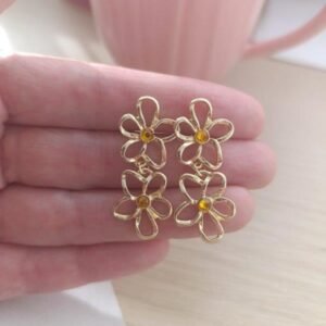 Cercei florali eleganți placați auriu 68D14C1458